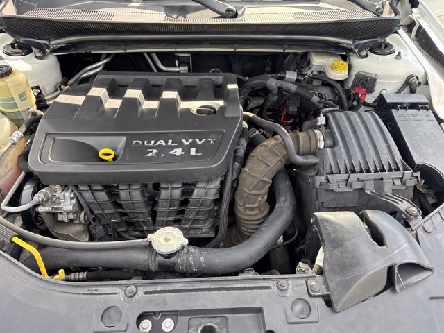 Used 2014 Chrysler 200 Touring w/ 200 S Group FWD image 17