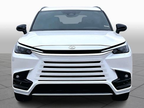 New 2026 Lexus TX 500h AWD image 2