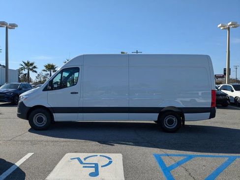 New 2026 Mercedes-Benz Sprinter 2500 image 7