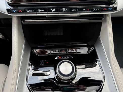 New 2026 Jeep Grand Wagoneer 4WD image 13
