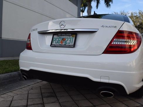 Used 2014 Mercedes-Benz C 300 4MATIC Sedan image 20