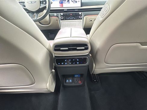 Used 2025 Genesis GV80 3.5T Prestige AWD/4WD image 25