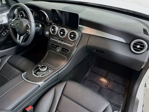Used 2020 Mercedes-Benz C 300 Sedan image 32