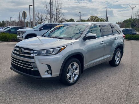 Used 2018 Toyota Highlander Limited image 11