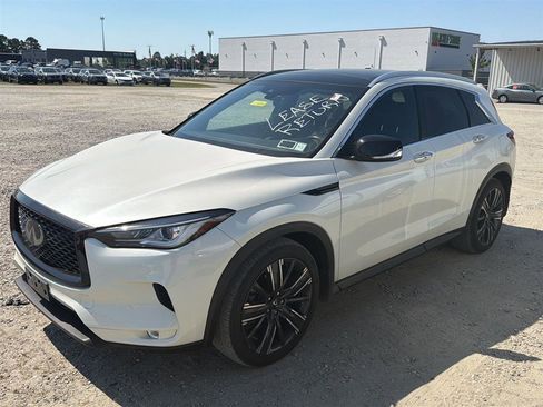 Used 2022 INFINITI QX50 Luxe w/ Appearance Package AWD/4WD image 2