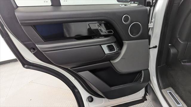 Used 2020 Land Rover Range Rover HSE AWD/4WD image 16