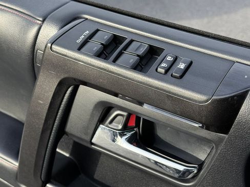 Used 2024 Toyota 4Runner TRD Off-Road Premium image 38