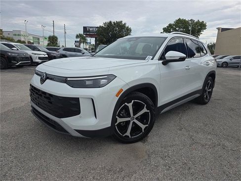 New 2026 Volkswagen Tiguan SE image 25