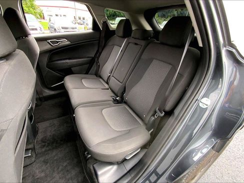 Used 2024 Kia Sportage LX FWD image 22