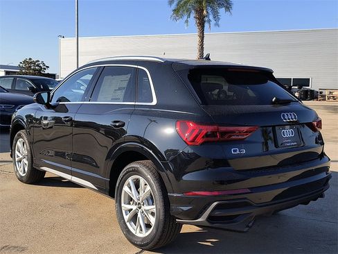 New 2025 Audi Q3 2.0T Premium image 3
