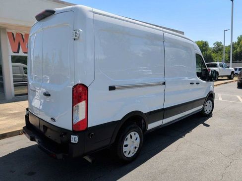Used 2020 Ford Transit 250 Medium Roof RWD image 4