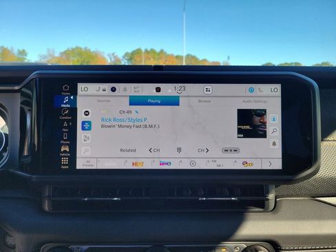 New 2025 Jeep Wrangler Unlimited Rubicon 392 image 33