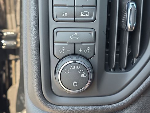 New 2026 Chevrolet Silverado 1500 Custom image 26