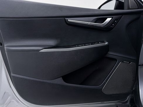 Used 2022 Kia EV6 Wind image 19