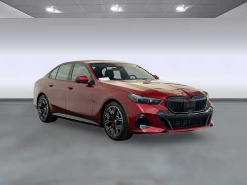 Used 2026 BMW 530i w/ M Sport Package RWD image 6
