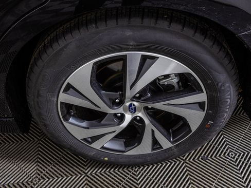 Used 2025 Subaru Legacy Premium image 44