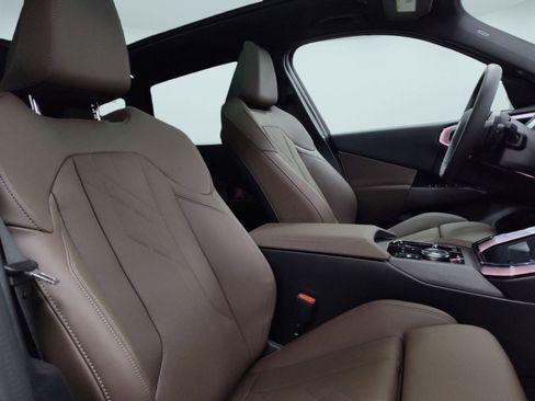 Used 2025 BMW X3 xDrive30i w/ M Sport Package image 26