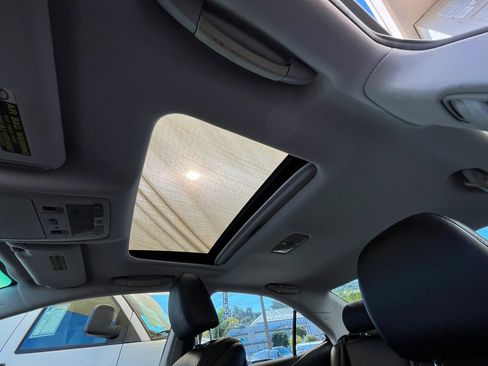 Used 2010 Lexus HS 250h Premium image 21