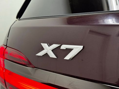 Used 2021 BMW X7 xDrive40i w/ M Sport Package AWD/4WD image 7