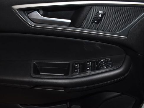 Used 2024 Ford Edge SEL image 23