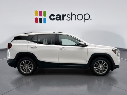 Used 2022 GMC Terrain SLT w/ Infotainment Package II AWD/4WD image 6