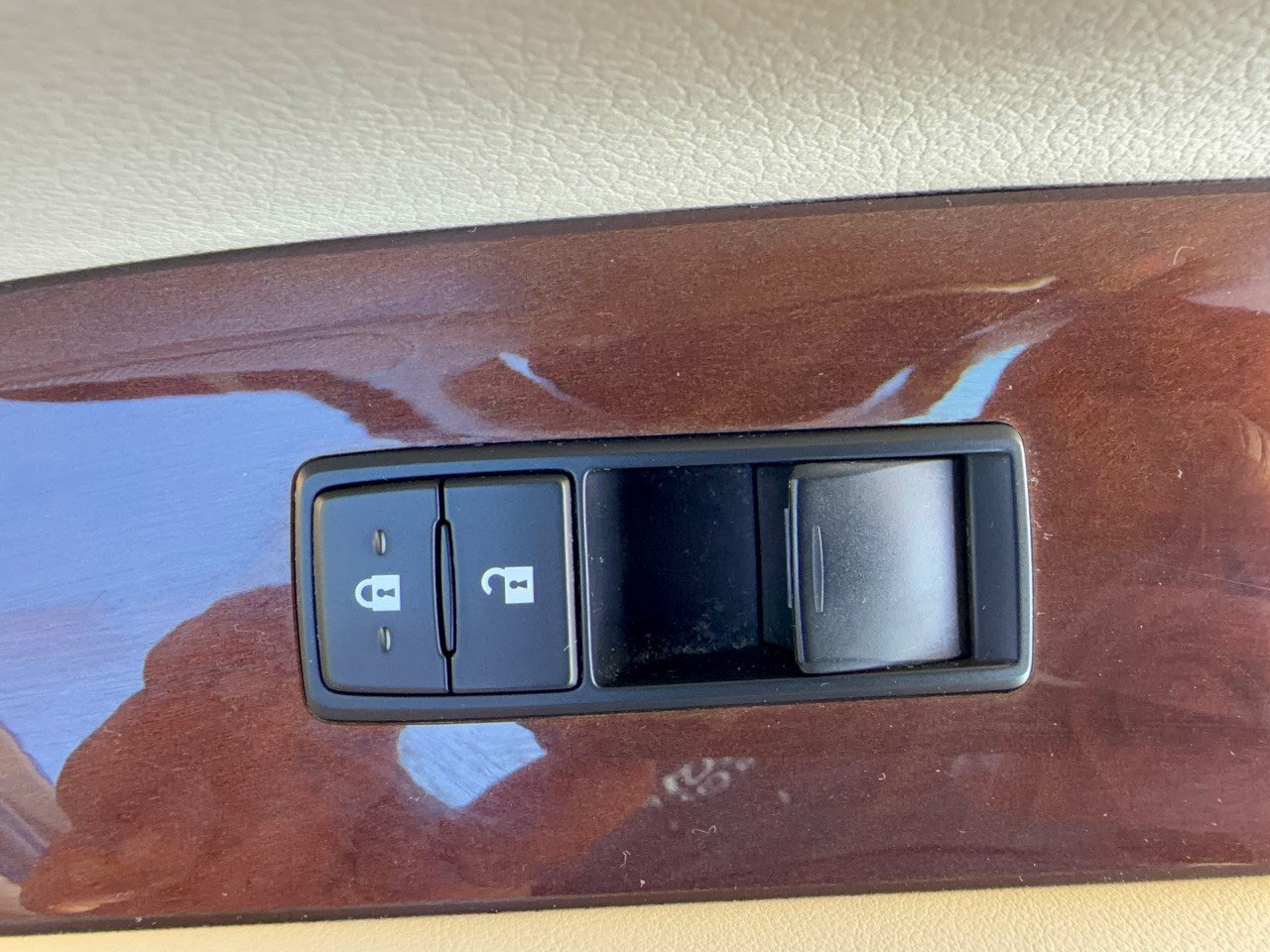 Used 2013 Lexus RX 350 AWD w/ Navigation Pkg image 31