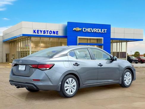 Used 2025 Nissan Sentra S w/ Trunk Package FWD image 7