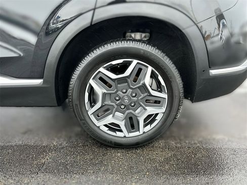 Used 2021 Hyundai Santa Fe Limited image 19