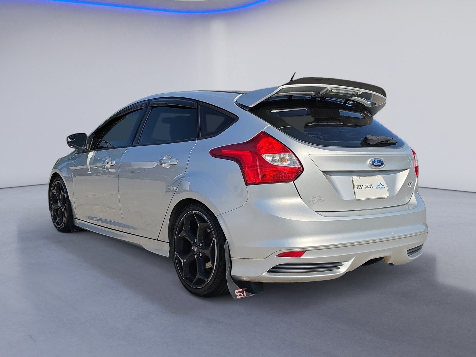 Used 2014 Ford Focus ST FWD image 3