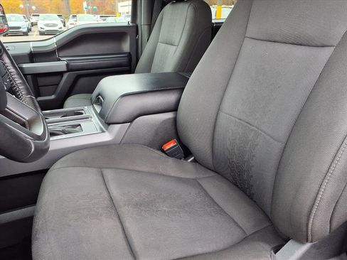 Used 2018 Ford F150 XLT w/ Equipment Group 302A Luxury image 3