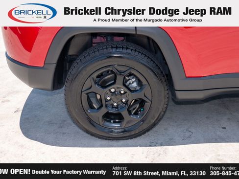 Used 2023 Jeep Compass Trailhawk AWD/4WD image 35