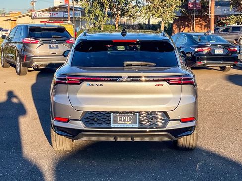 New 2026 Chevrolet Equinox EV RS image 3