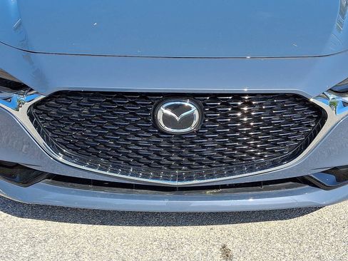 Used 2023 MAZDA MAZDA3 s FWD image 9