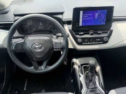 Certified 2025 Toyota Corolla LE FWD image 10