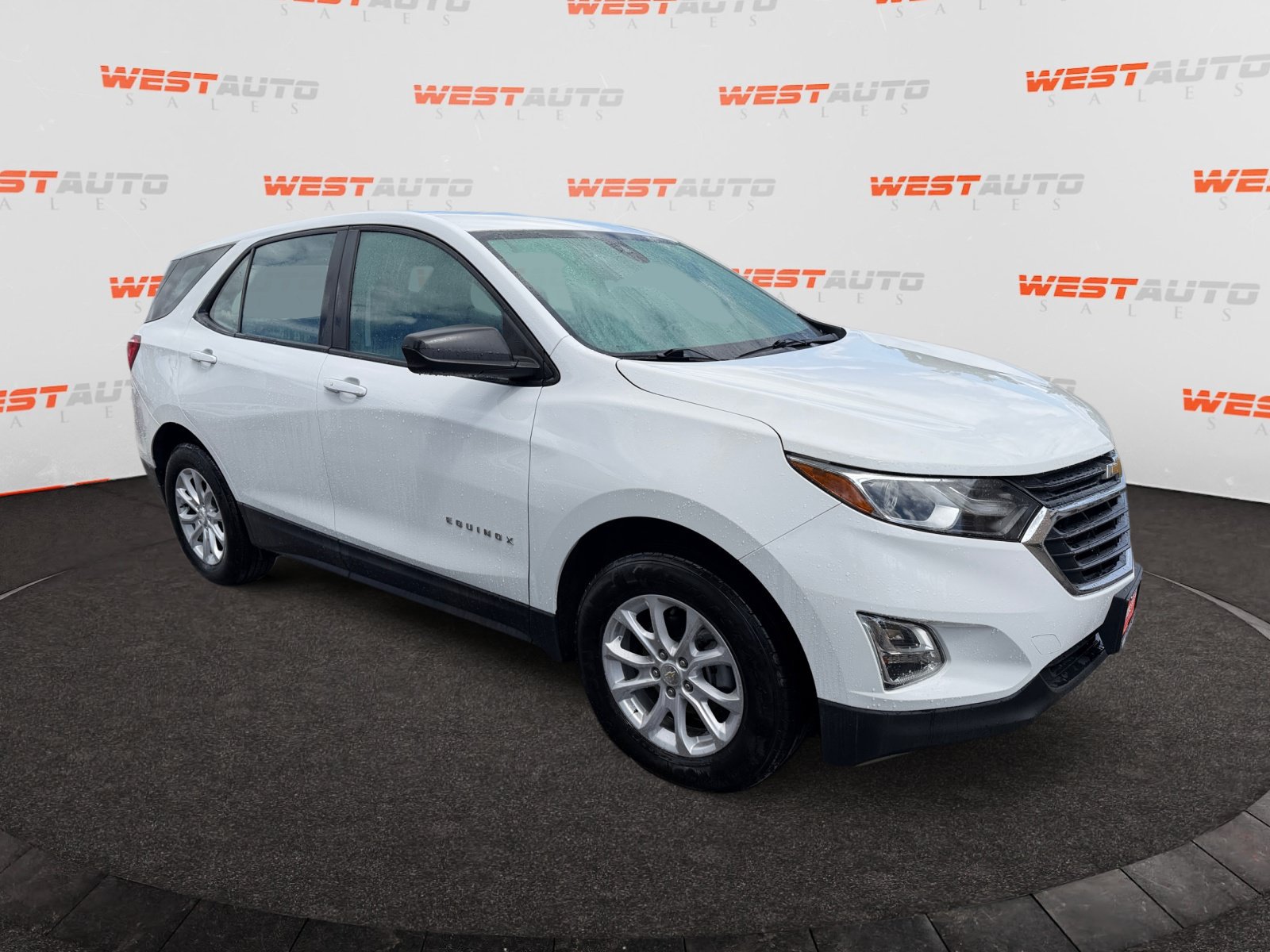 Used 2020 Chevrolet Equinox LS w/ LPO, Floor Liner Package AWD/4WD image 7