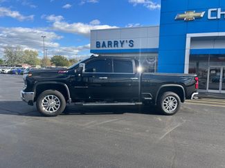 Used 2025 Chevrolet Silverado 3500 LTZ w/ LTZ Plus Package video 2