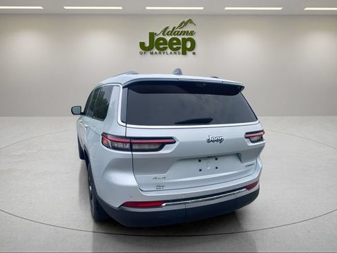 Used 2023 Jeep Grand Cherokee L Limited w/ Luxury Tech Group II AWD/4WD image 8
