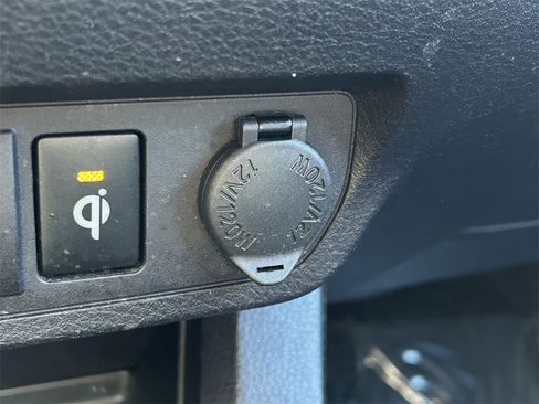 Certified 2021 Toyota Tacoma TRD Off-Road image 28