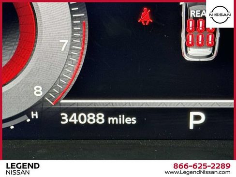 Certified 2024 Nissan Pathfinder Platinum w/ Cargo Package AWD/4WD image 37