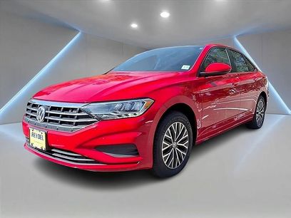 Used 2021 Volkswagen Jetta SE w/ SE Cold Weather Package