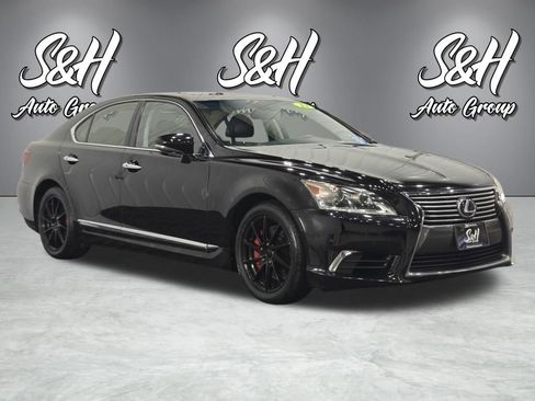 Used 2013 Lexus LS 460 AWD w/ Comfort Pkg image 2