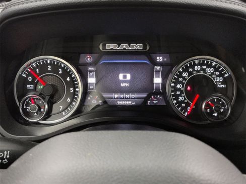 Certified 2024 RAM 1500 Laramie image 33
