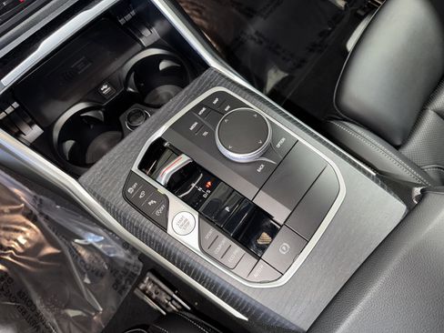 Certified 2025 BMW 330i Sedan image 27