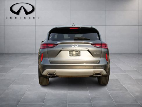 Certified 2025 INFINITI QX50 Luxe w/ Accent Package AWD/4WD image 6
