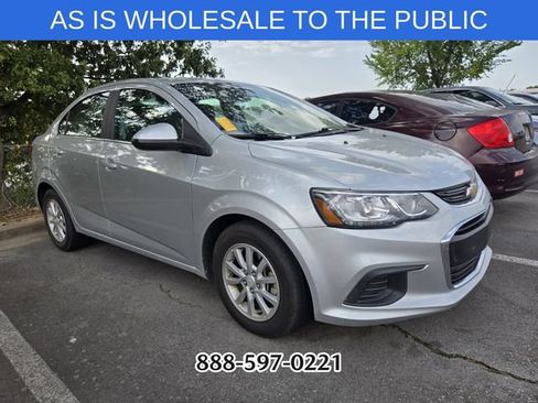 Used 2017 Chevrolet Sonic LT FWD image 8