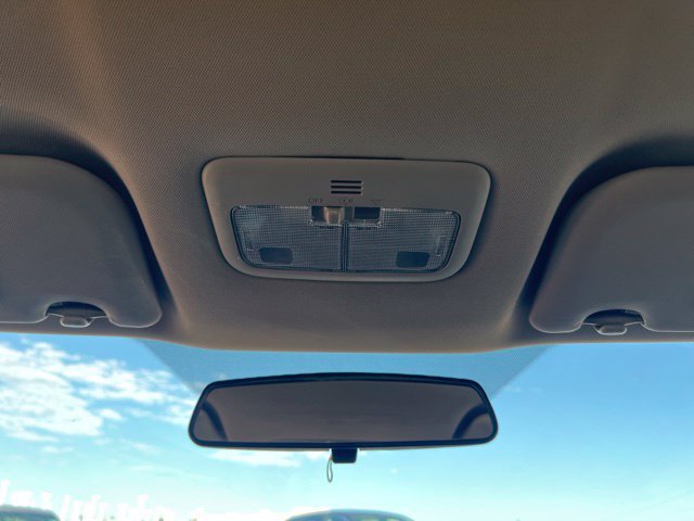 Used 2014 Toyota Corolla LE FWD image 26