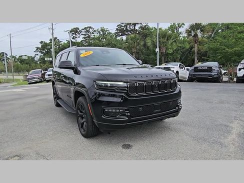 Used 2025 Jeep Wagoneer Series II w/ Convenience Group I AWD/4WD image 38