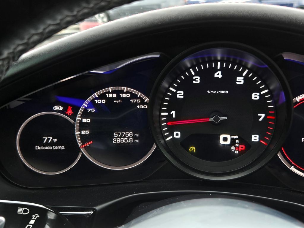 Used 2020 Porsche Panamera 4 AWD/4WD image 36