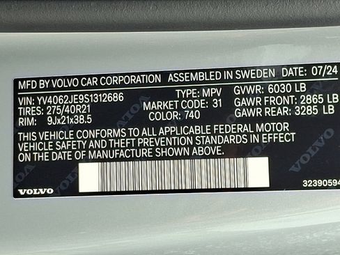 New 2025 Volvo XC90 B6 Plus w/ Protection Package image 13