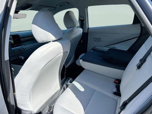 New 2026 Hyundai Kona SE image 21